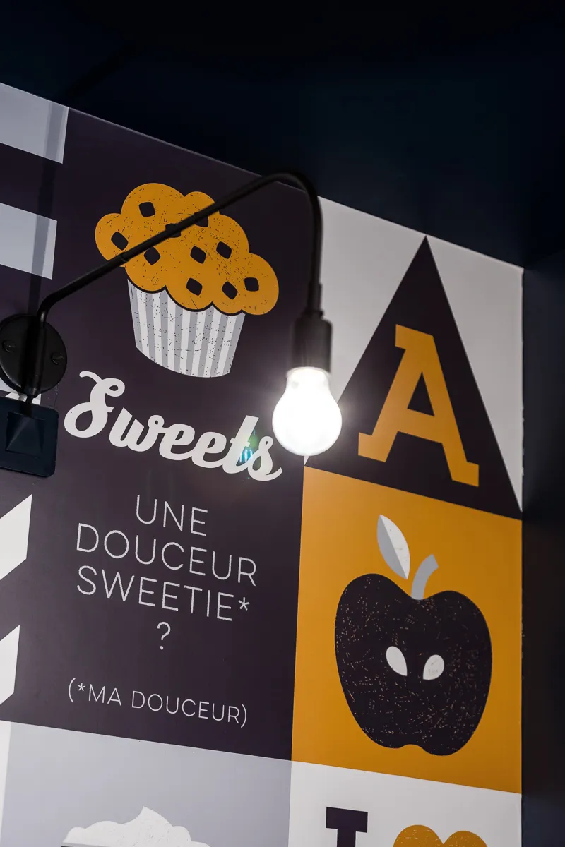 applique papier peint niche