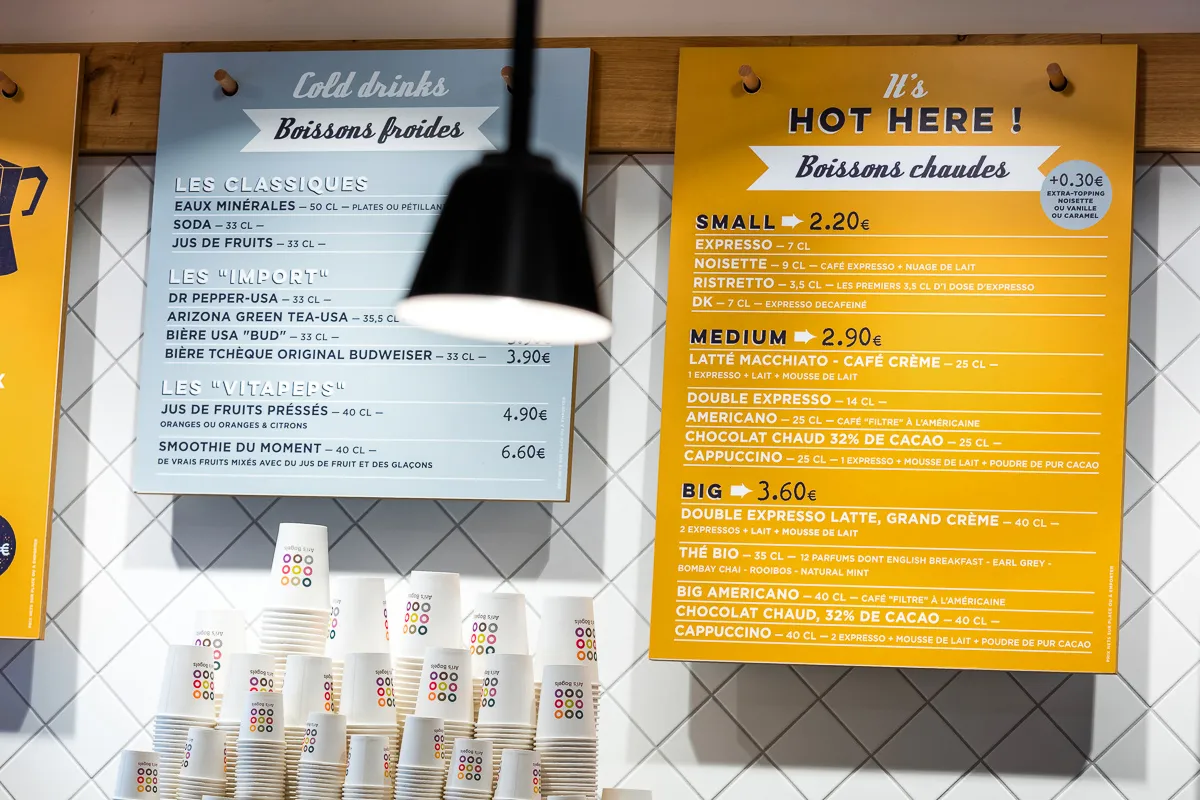 menu board signalétique carrelage diagonal